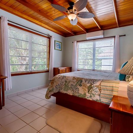 Coral Bay Villas Сан-Педро Экстерьер фото